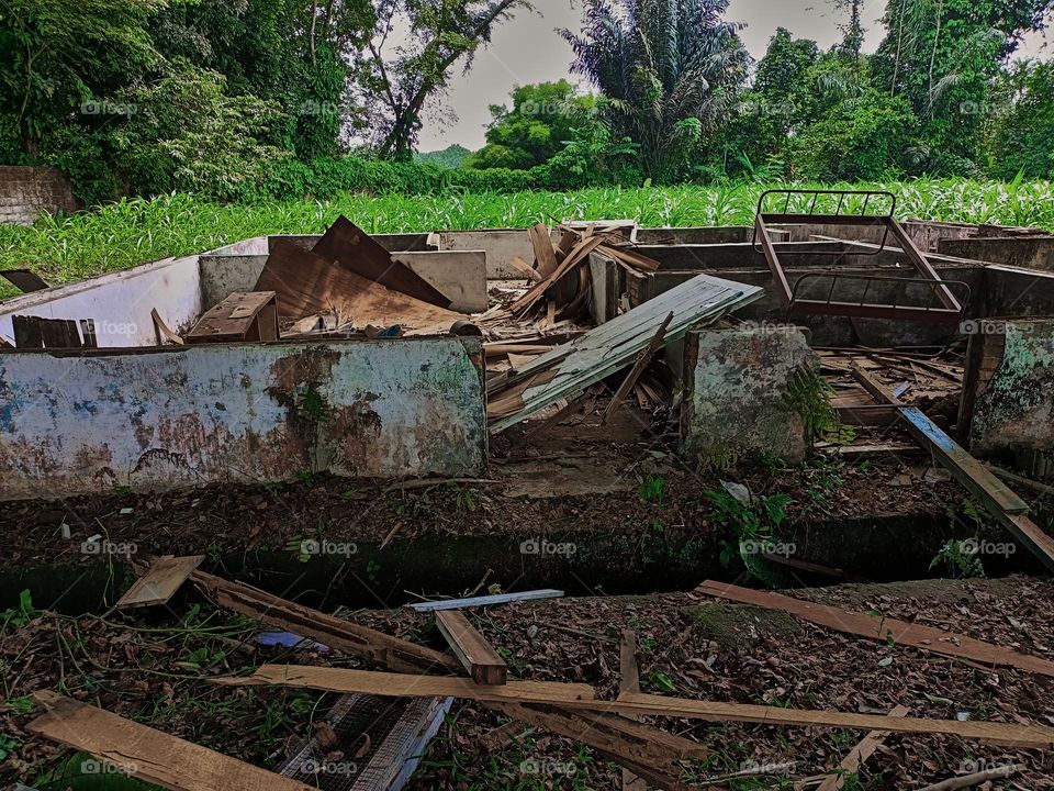 The remains of the ruins of the house fromthe demolition of the house