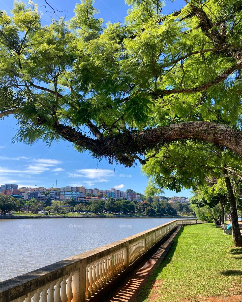 🏃‍♂️ 🇺🇸 Good Morning!  Everything ready to sweat the shirt. Let's go for a good morning jog?  Running is good for your health! / 🇧🇷 Bom dia! Tudo pronto para suar a camisa. Vamos para um bom cooper matinal? Correr faz bem para a saúde! 
