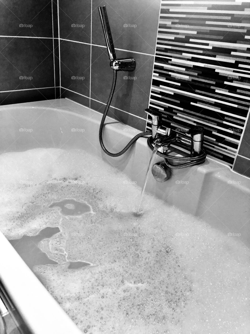 Black and white bath 