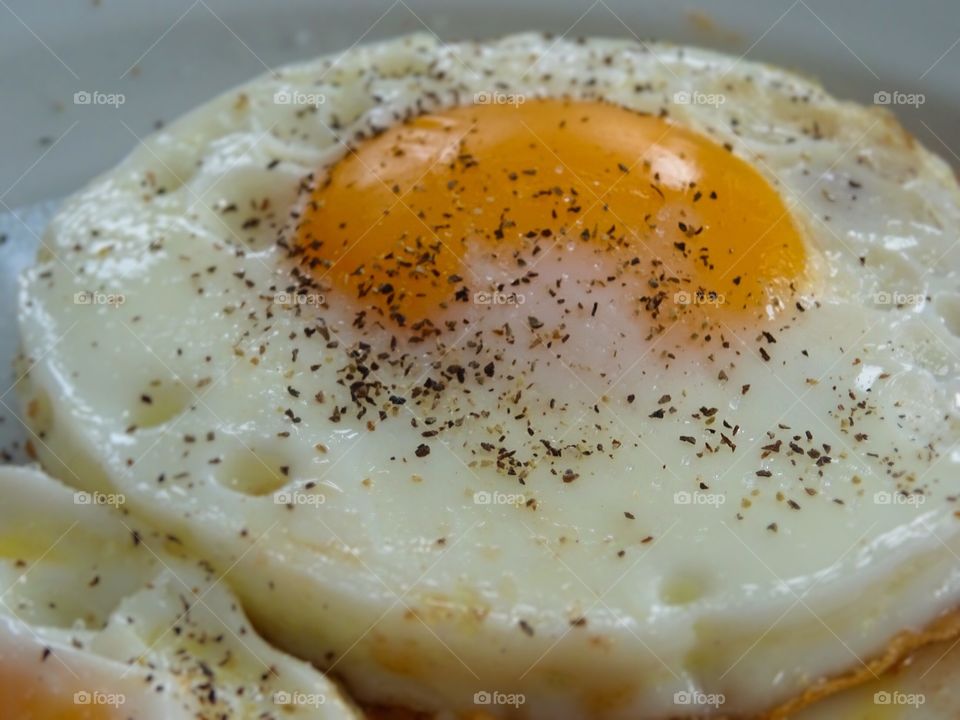 Fried eggs 