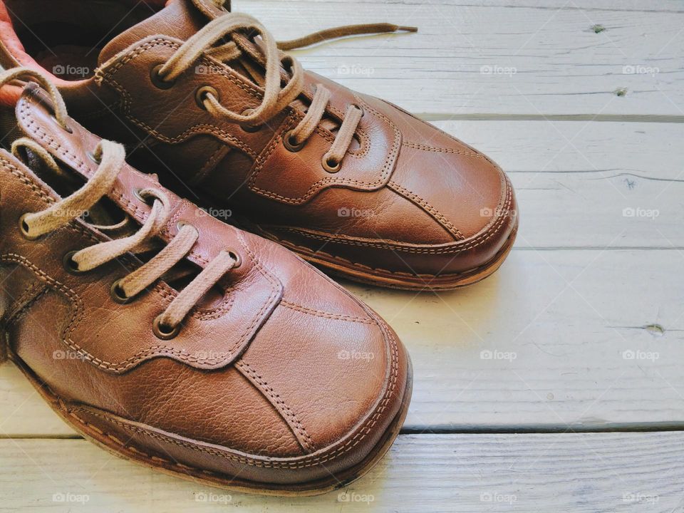 Brown leather men's shoes