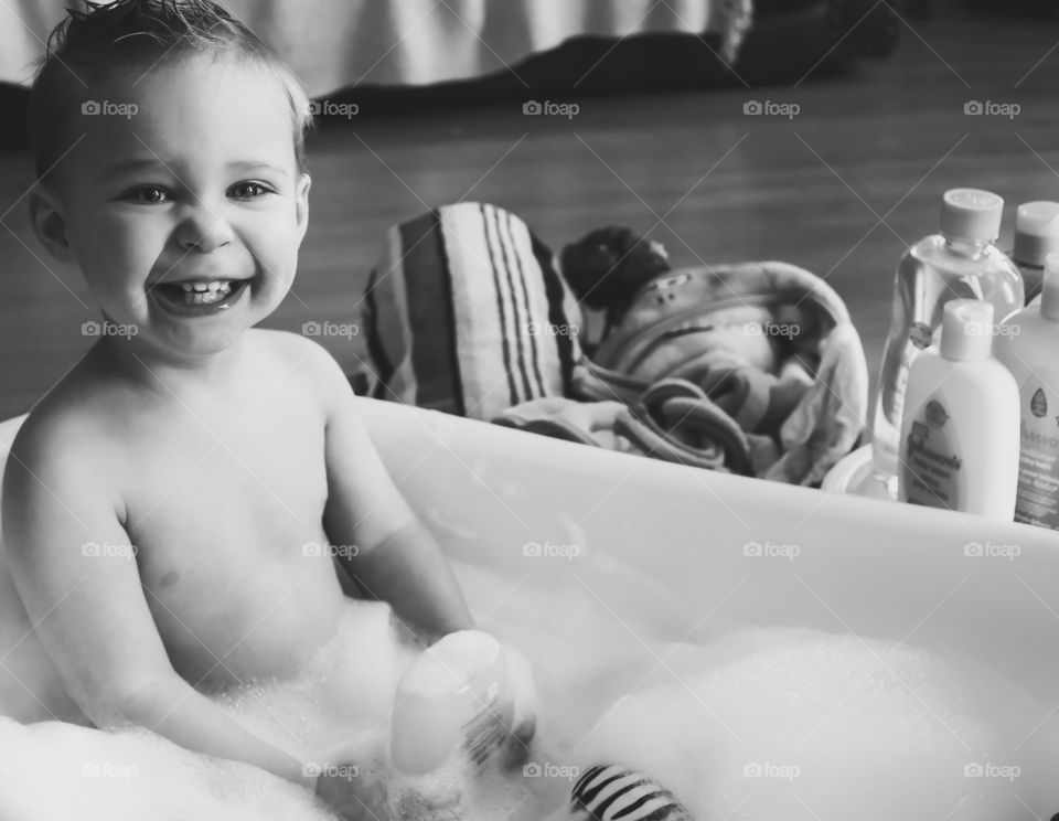 Black and white baby bath with Johnson’s 