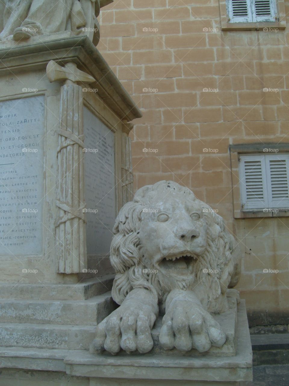 Malta La Valletta lion with fasces