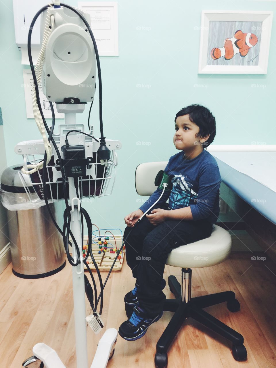 Doctor office, Doctor appointment, Doctor, waiting room, medical, treatment,  sick day, sickday, sickness, unwell, not well, healthy kid, healthy child, child, childhood, 4-5 years, 5 year
