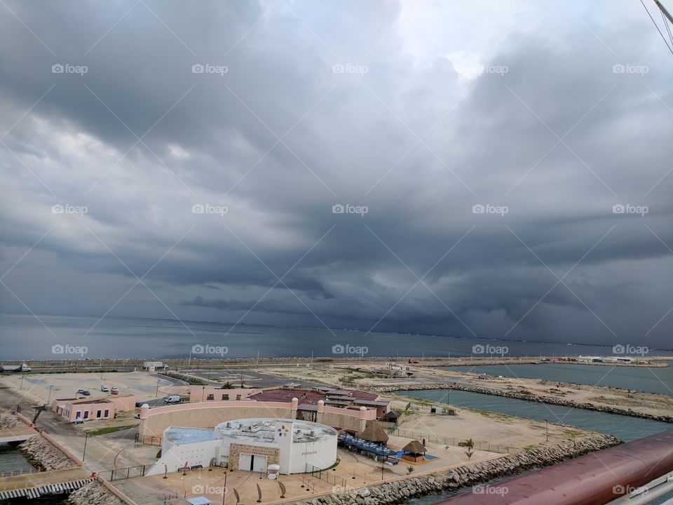 tropical storm Cindy over Progreso