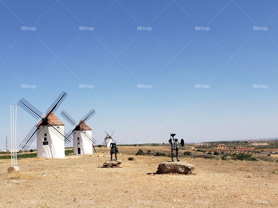 molinos de viento en un lugar de la Mancha