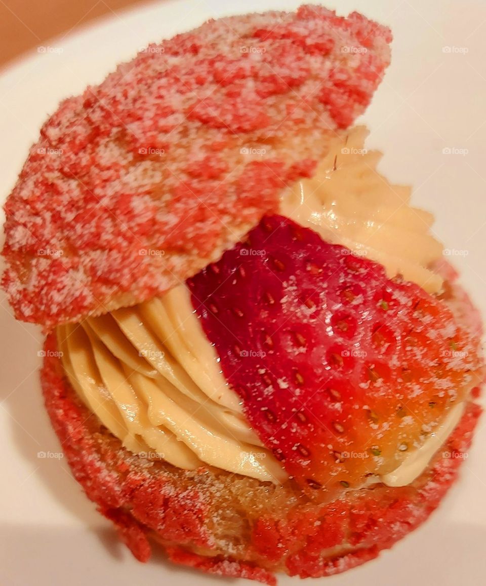 Strawberry Cake