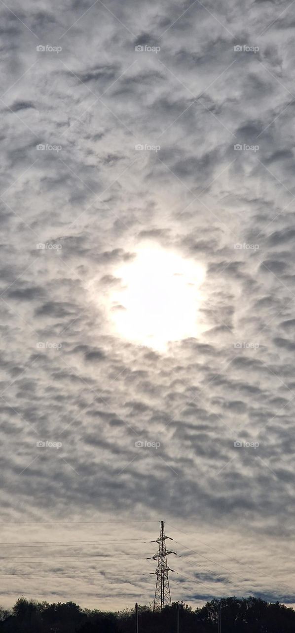 Magic clouds and sunlight thats pushes trough