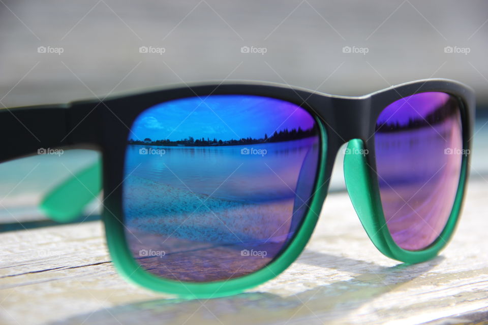 sun glasses 