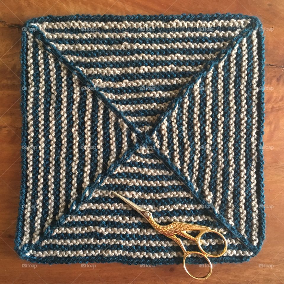 Knitting blanket 