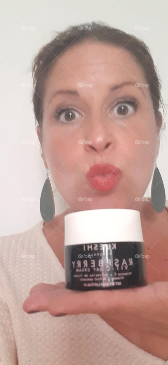 Crema hidratante facial Kiss