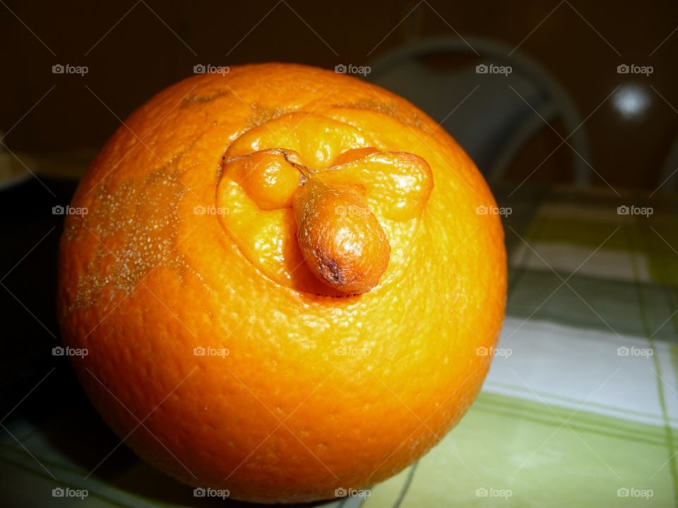 Orange face 