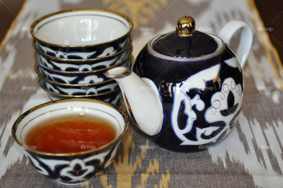 Cup of tea whit tea pot