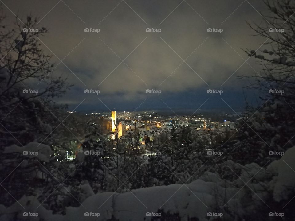 Ravensburg Mehlsack Obertor abends im Schnee