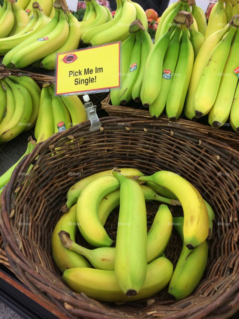 Pick me I'm single bananas