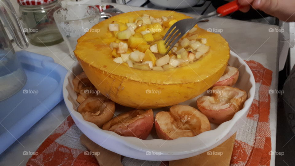 pumpkin with apples