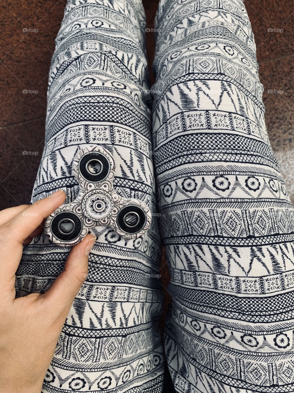 Spinner and pants similar print 