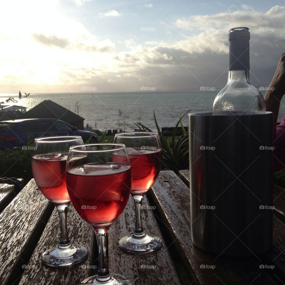 drink social wine rose by JanineorJ