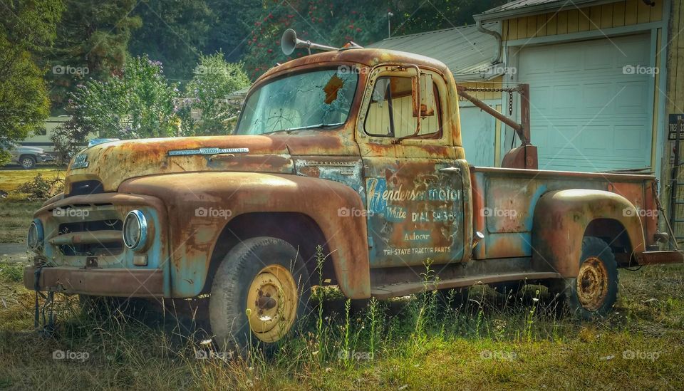 vintage international service truck