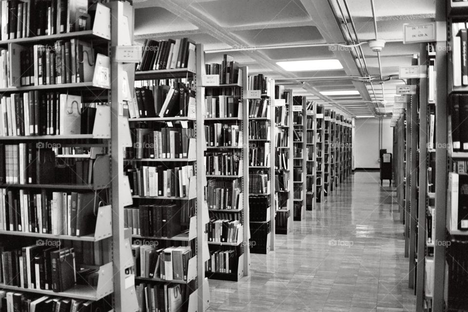 Jacob School of Music
Music Library
Indiana University Bloomington in Bloomington, IN
One of my last roll of film
Ilford Xp2 Super