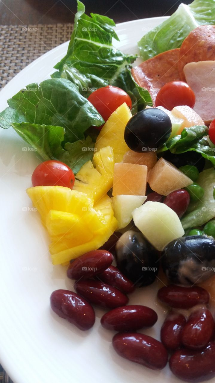 SUMMER SALAD