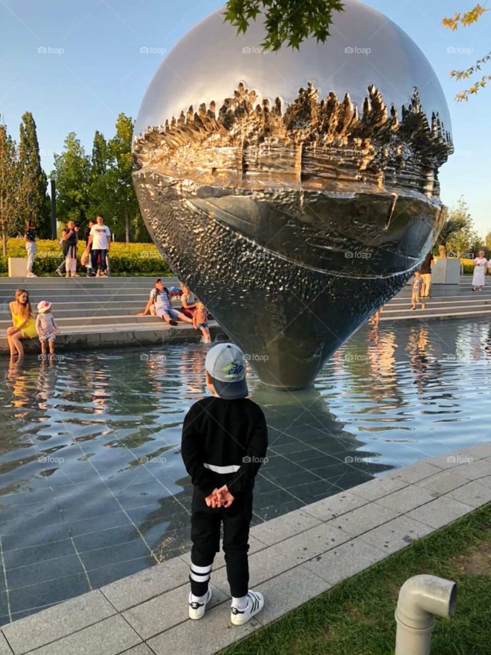 Красивая фонтан