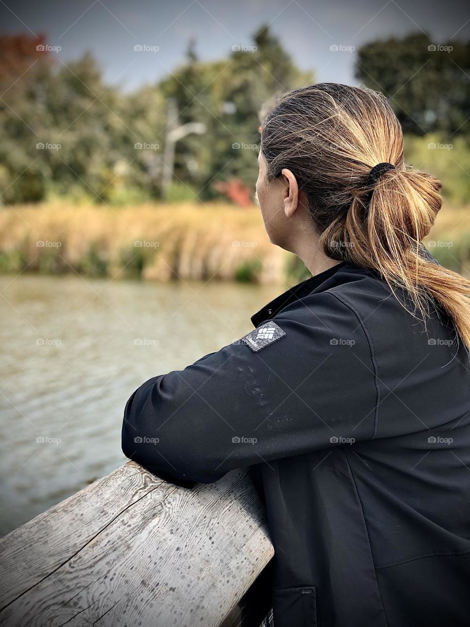 Beautiful fall day enjoying the surroundings , peacefulness of the water and beautiful surroundings 