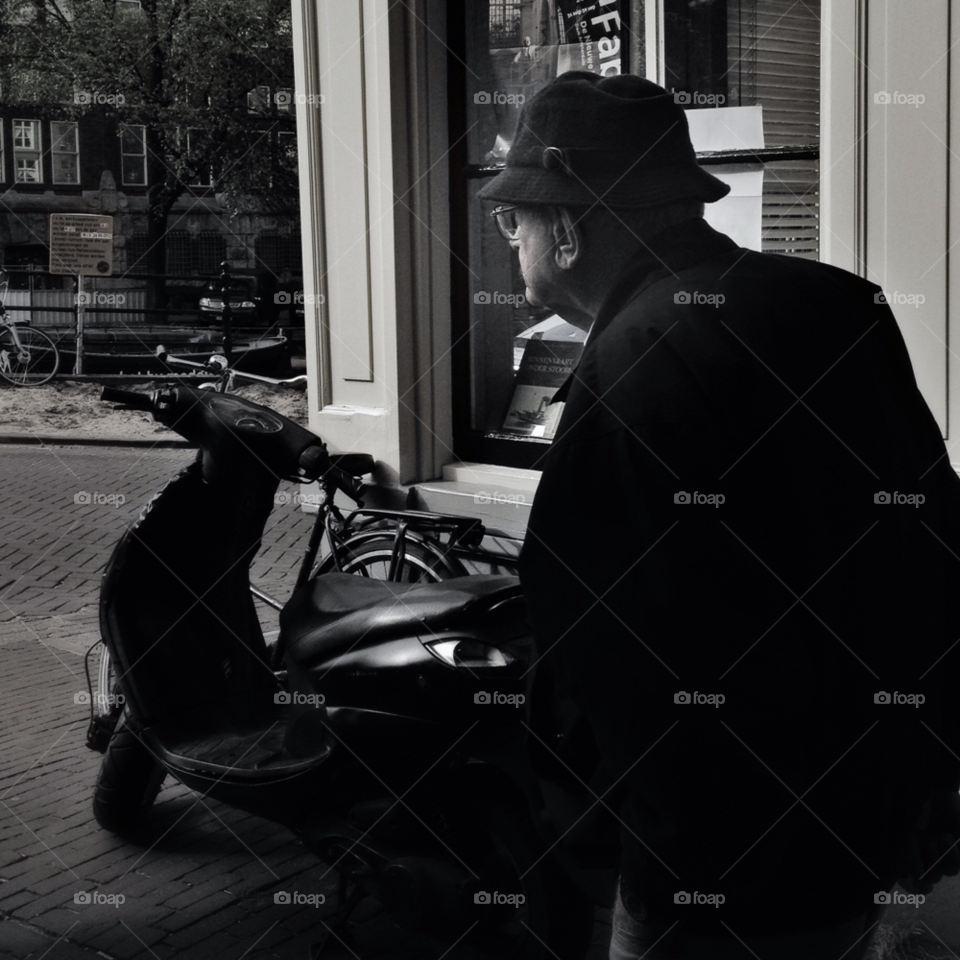 street man old age by ips