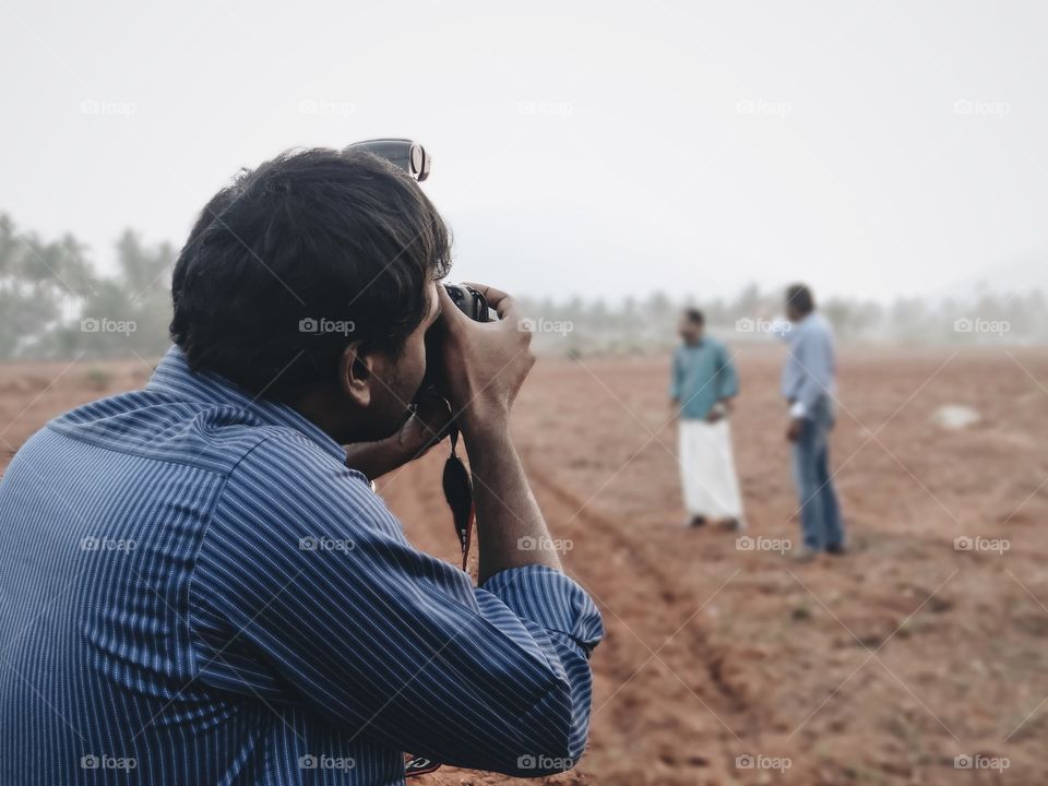 Photographing a photographer