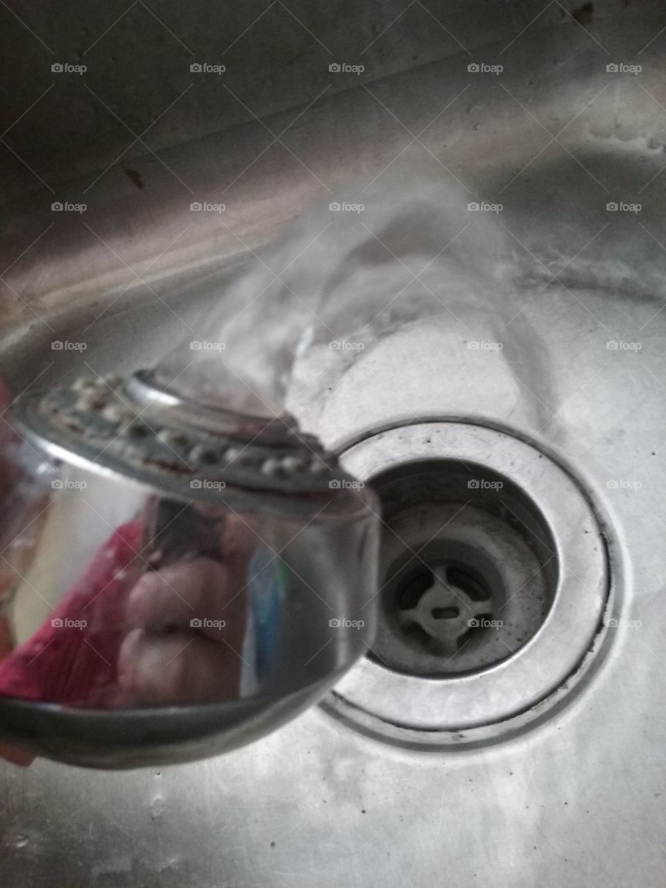 Broken sink
