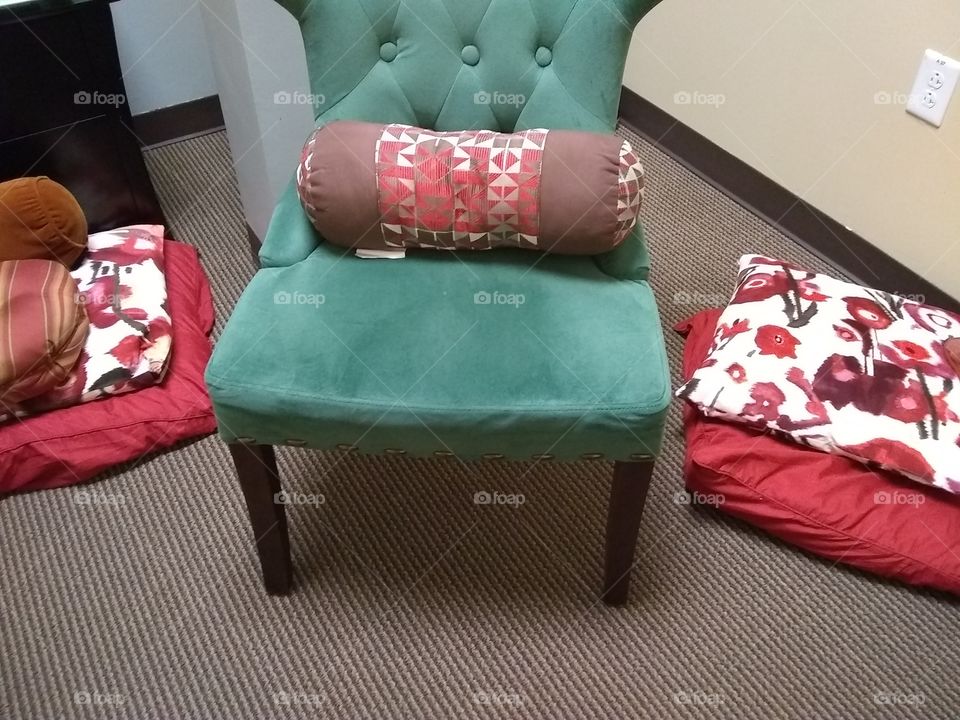 chair & pillows