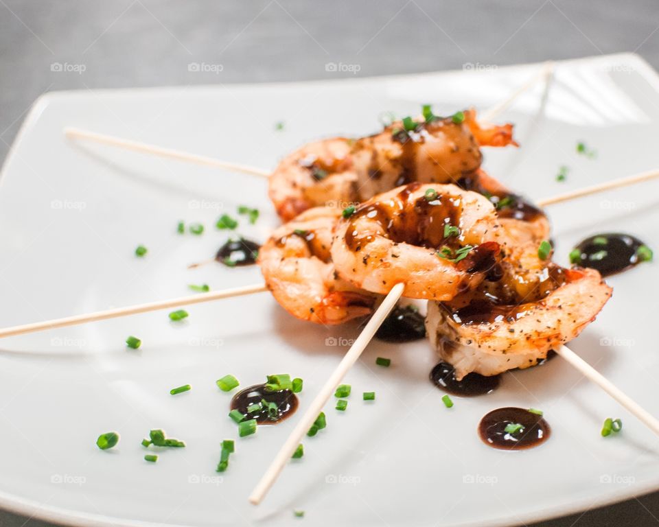 Tequila grilled shrimp skewers with balsamic 