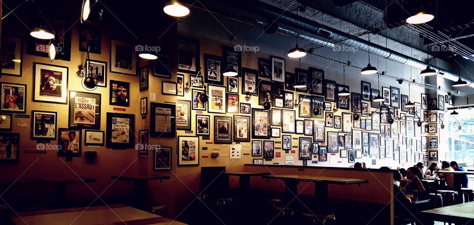 Interior architecture with many picture in France