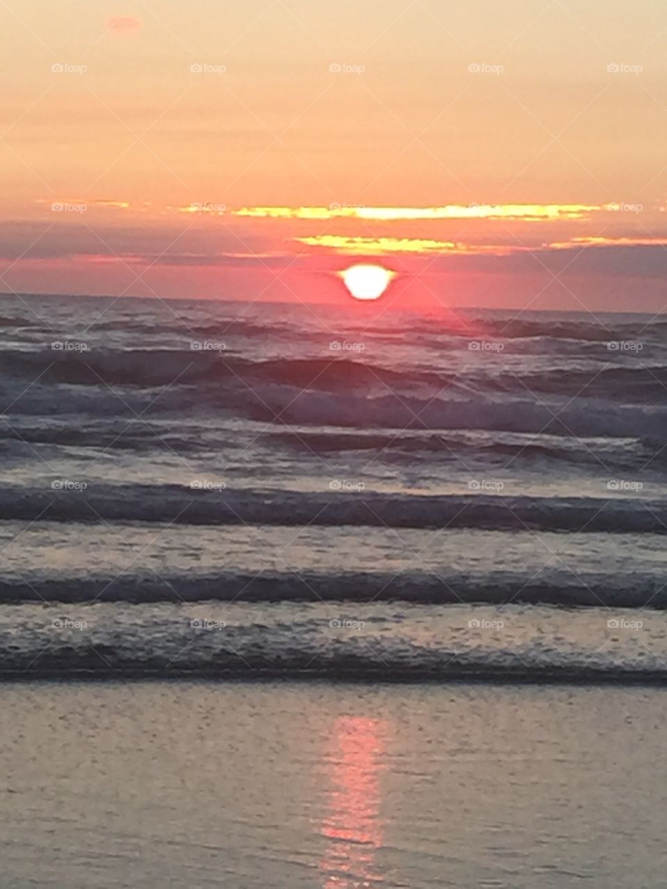 Sunset waves 