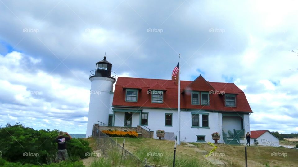 Pointe Bestie Lighthouse perched high