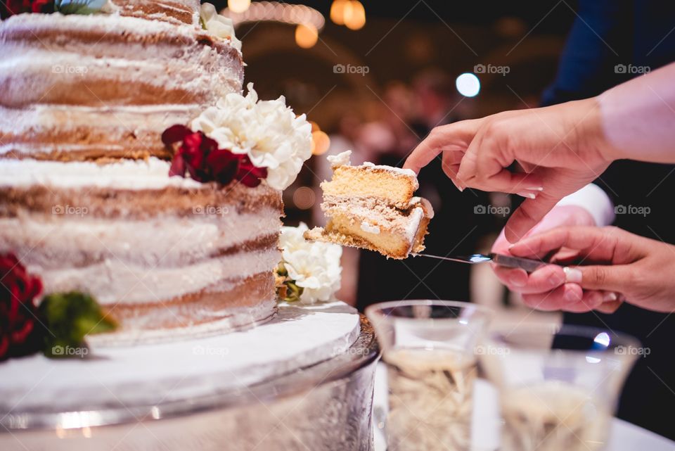 Wedding cake cut