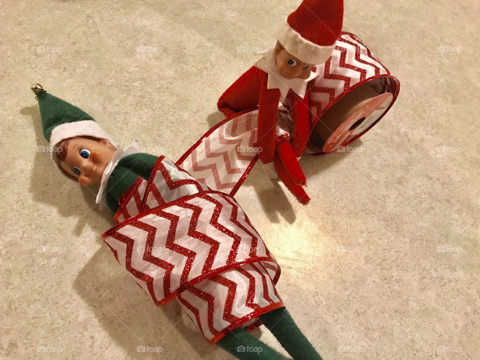 Elf on a shelf ribbon fun