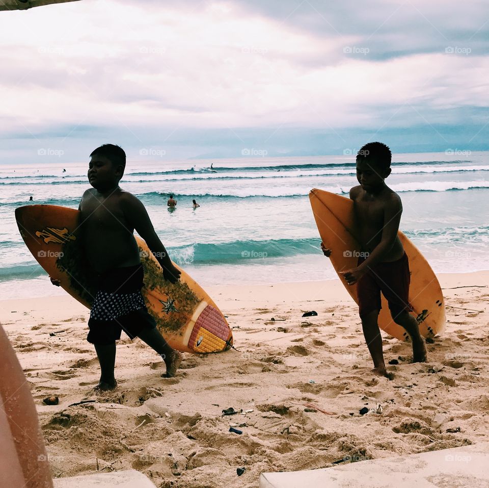 Bali surfer kids