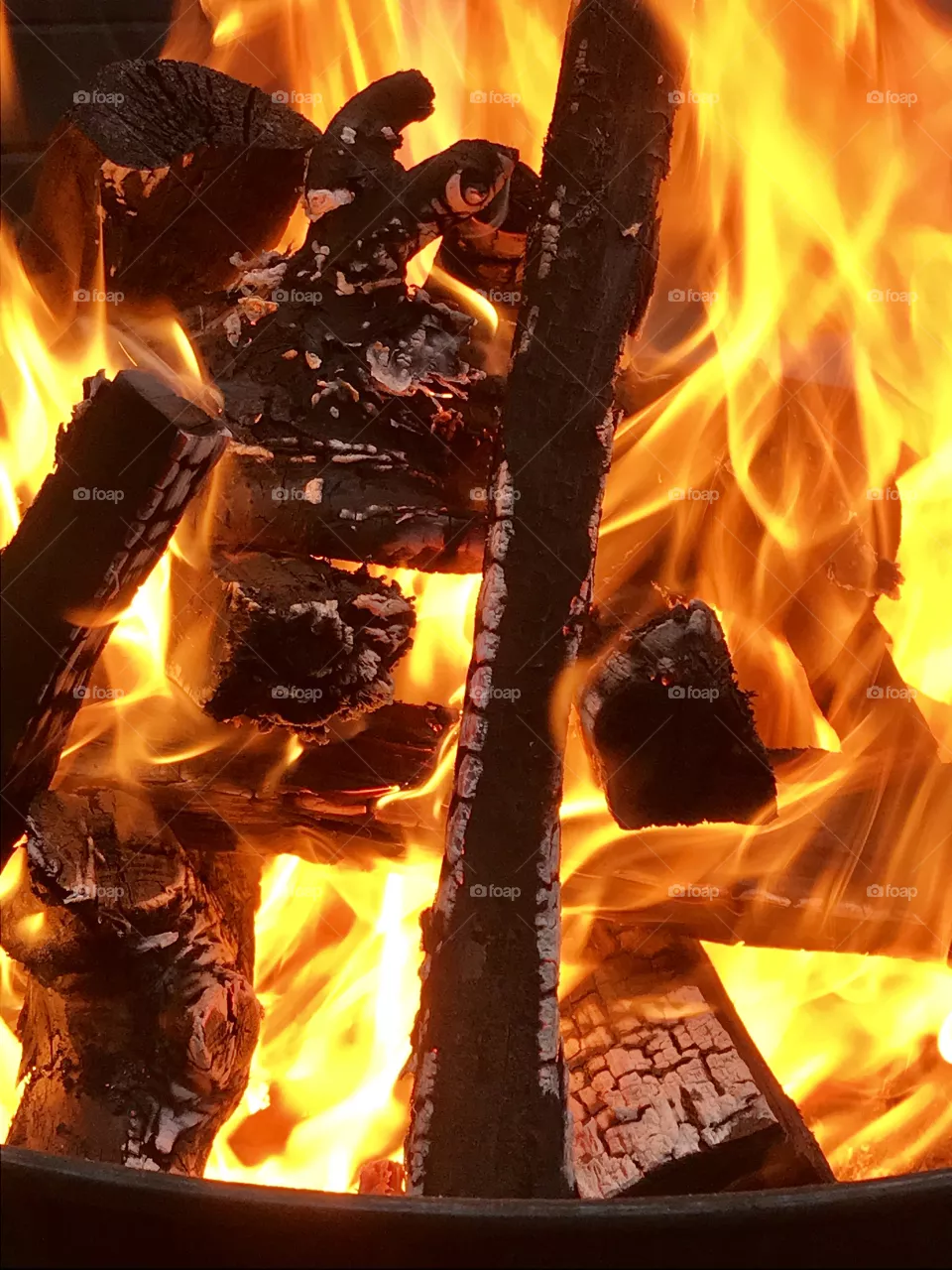 Wood fire 