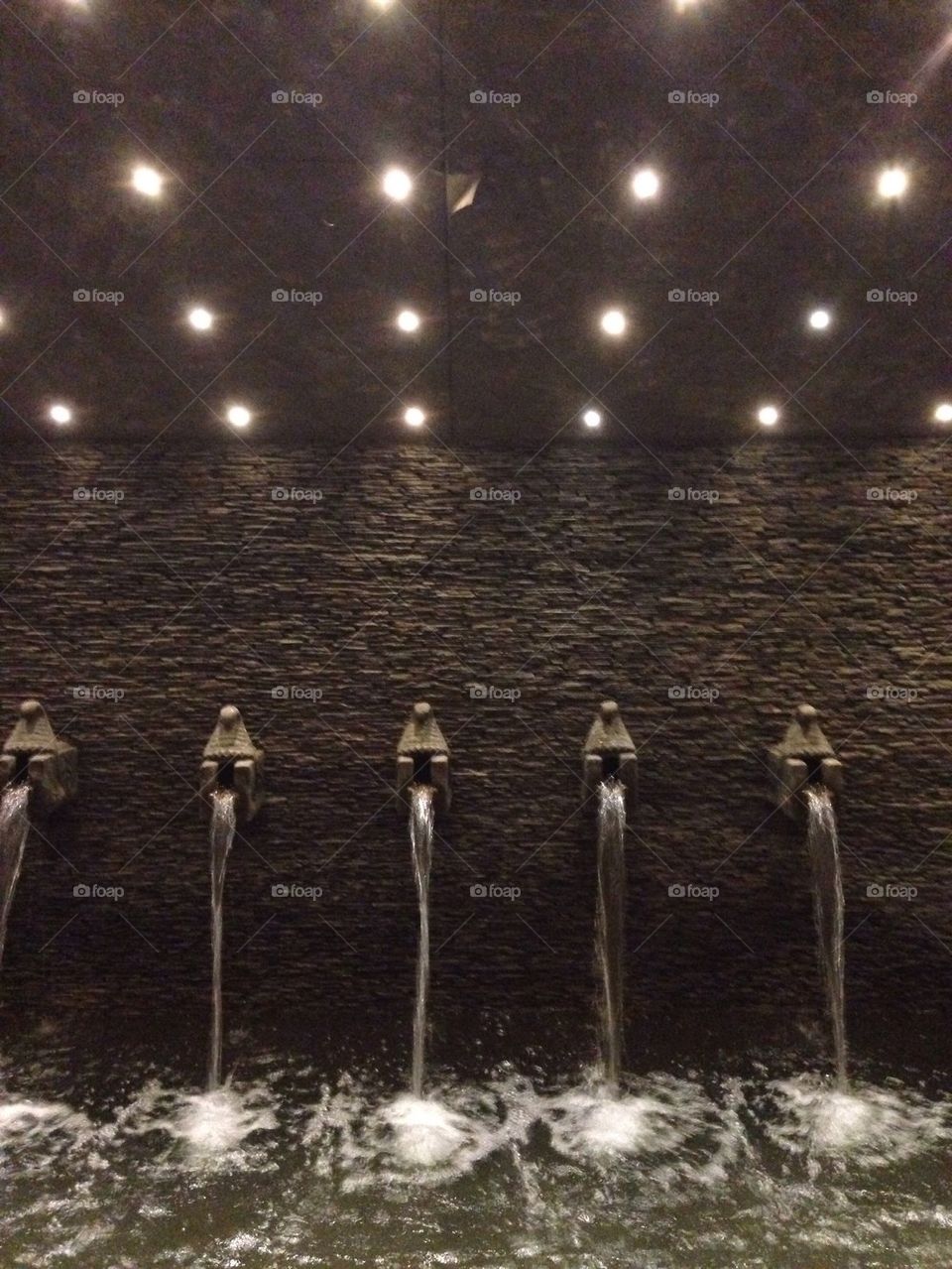 Fountain symmetry
