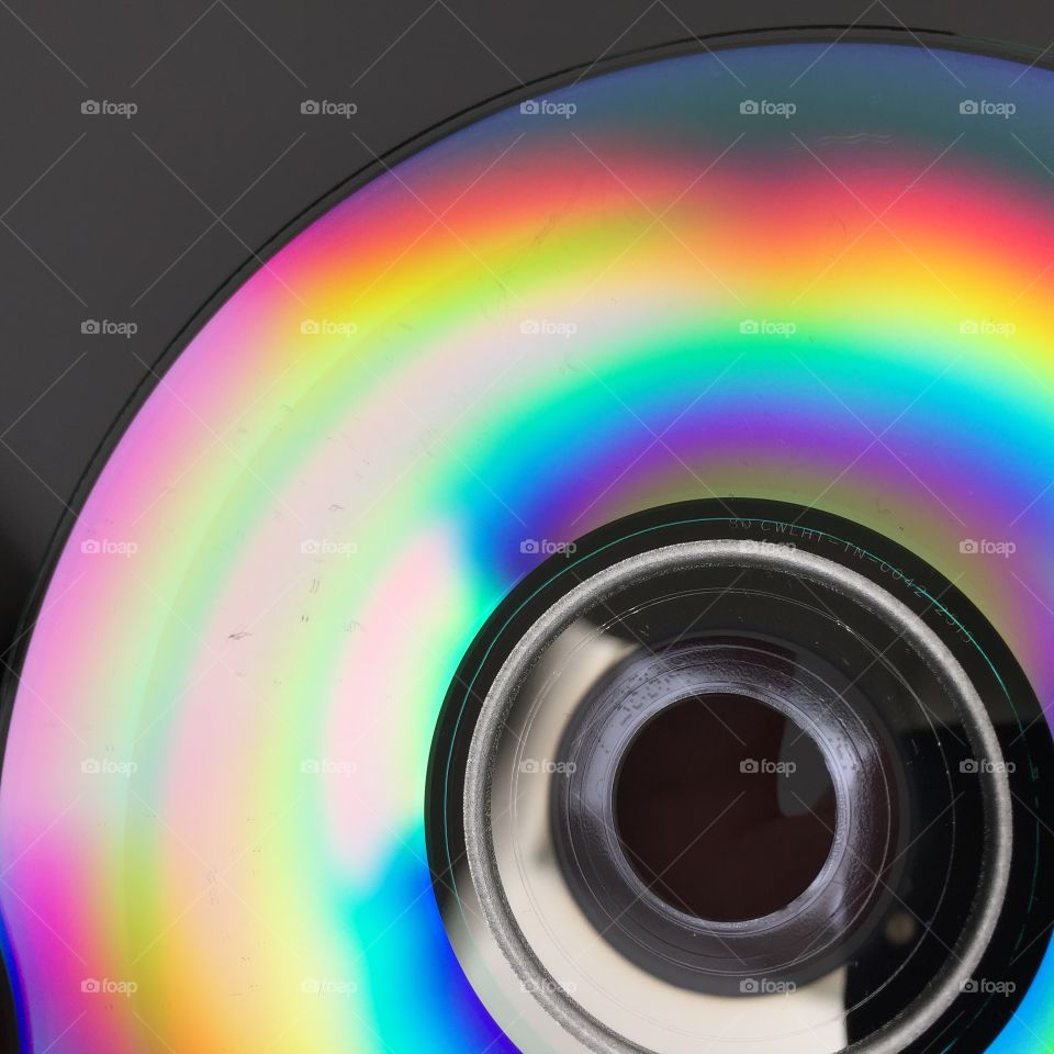 Color compact disc