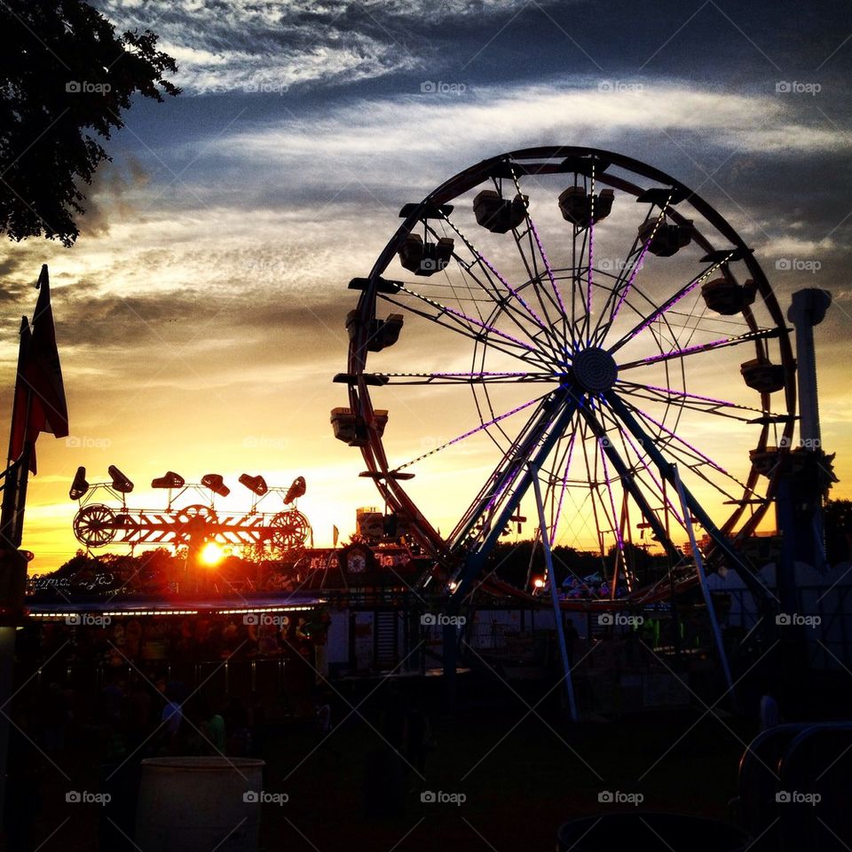 Ferris wheel at sunset 