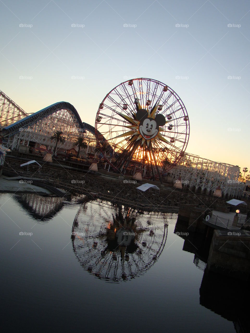 Mickeys fun wheel