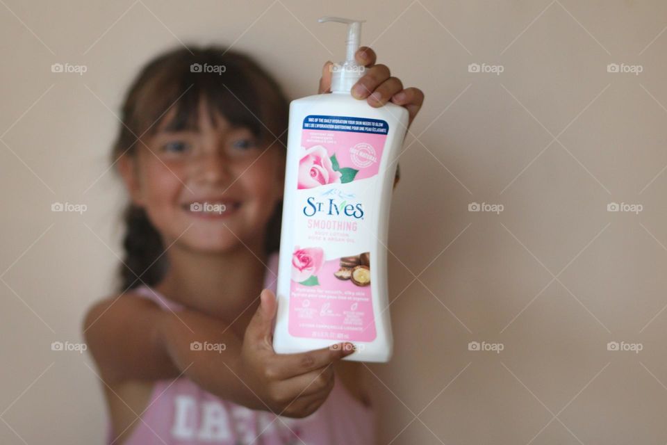 St.Ives body lotion