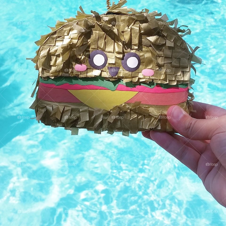 mini piñata