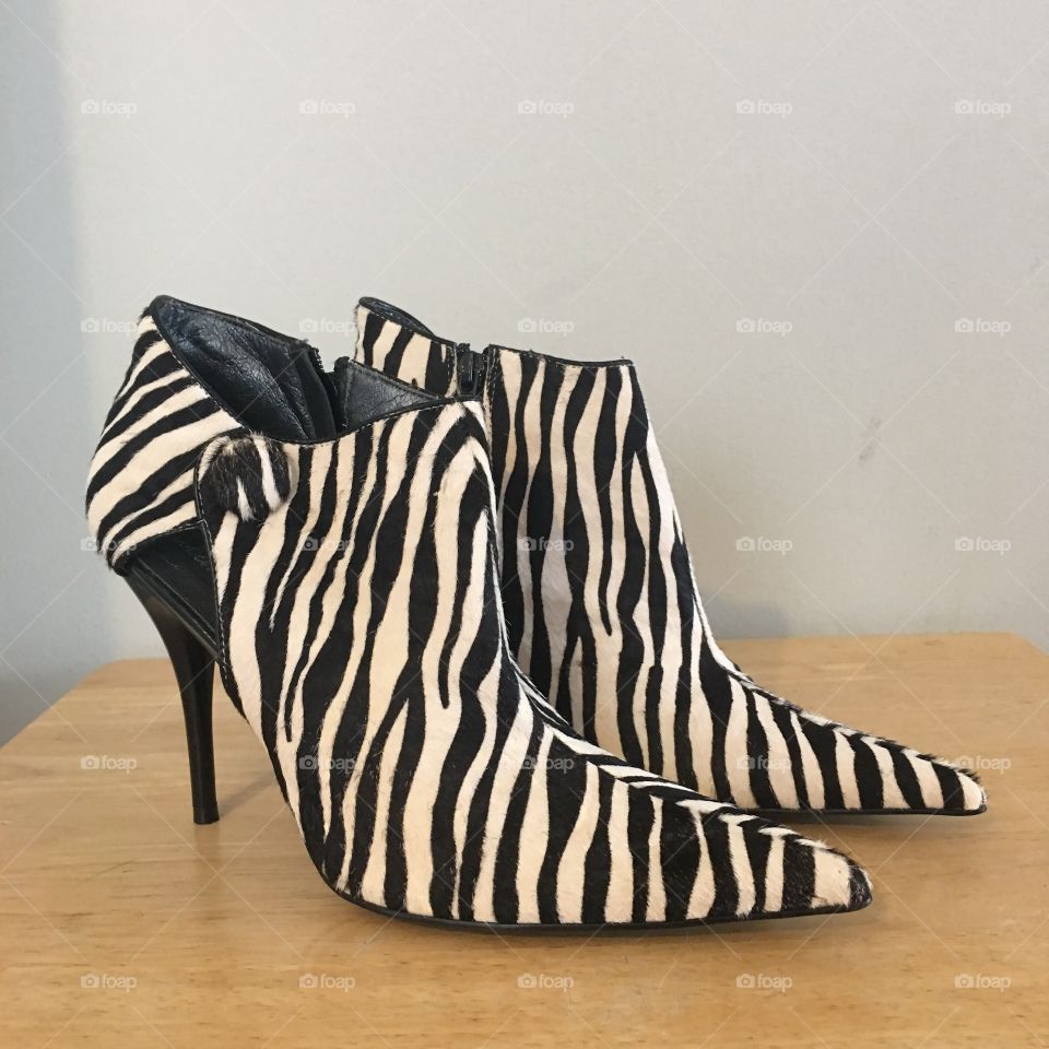 sezy zebra patterned stiletto boots