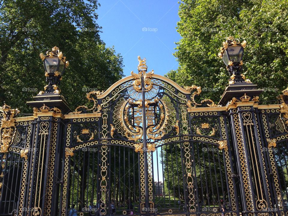 sky green people blue by numptyboy