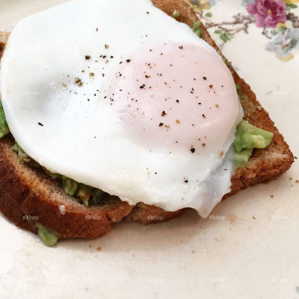 Eggs, avocado and toast. One day I made toast with avocado, a fried egg and a little sriracha for breakfast. It was the best! 