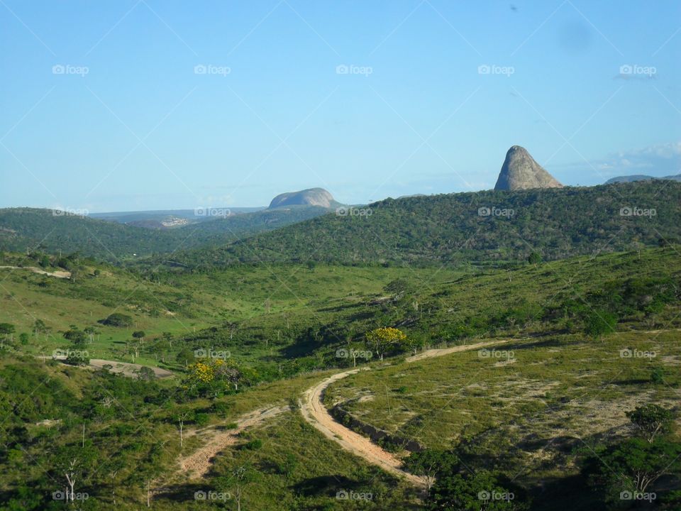 Pico da Bandeira's Valley