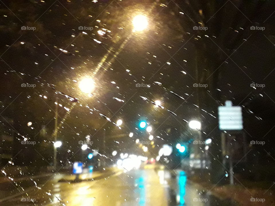 pluie dans la ville